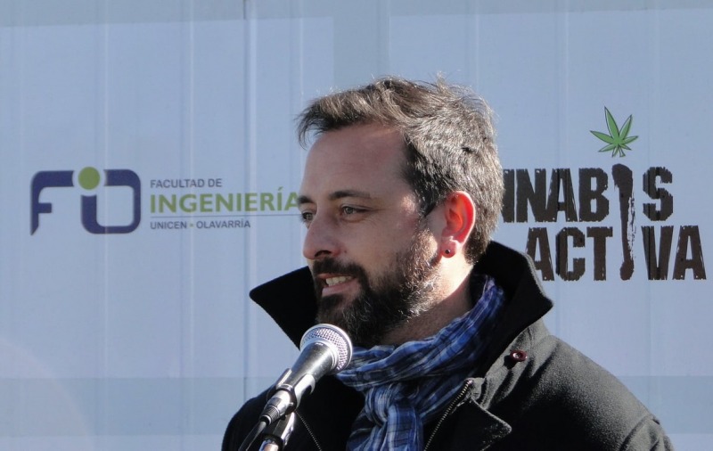 Becarios en el exterior reclaman que CONICET regularice pagos